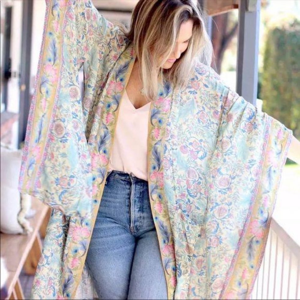 Luxe Bohemian Gypsy Print Kimono Wrap CoverUp - Picture 4 of 11